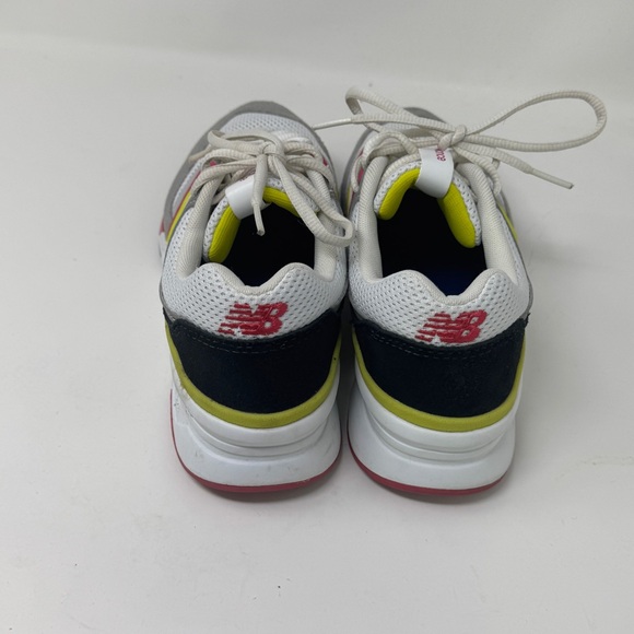 Women’s New Balance CW997HNX “Carnival Pink” sneakers sz 9 - Picture 5 of 10